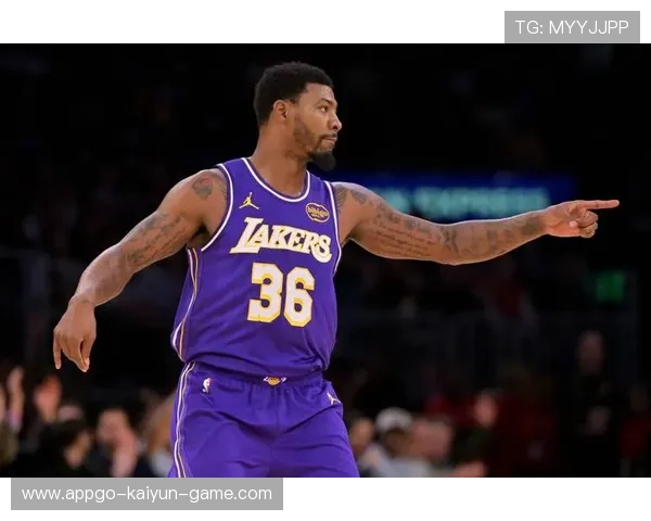 湖人输球后暴露三大隐患，教练雷迪克面临舆论压力